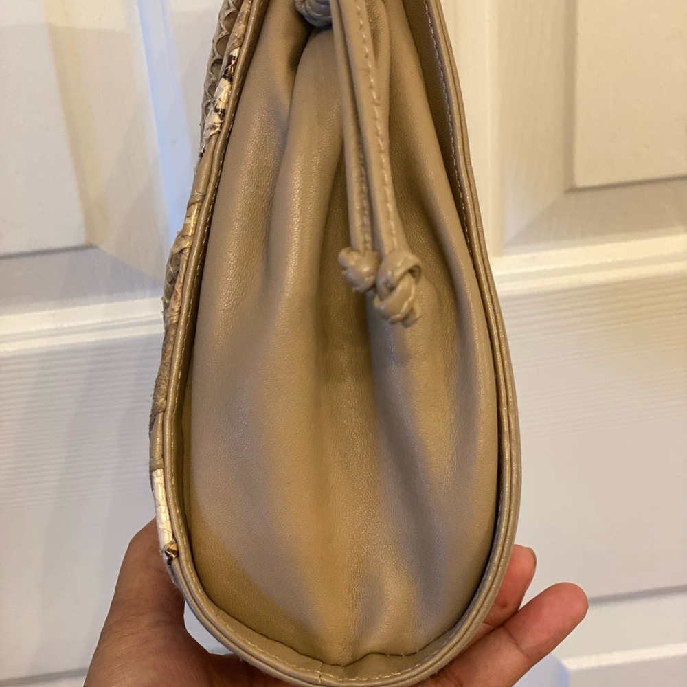 Unique & Rare Andre Cellini Crossbody/Shoulder Bag - image 4